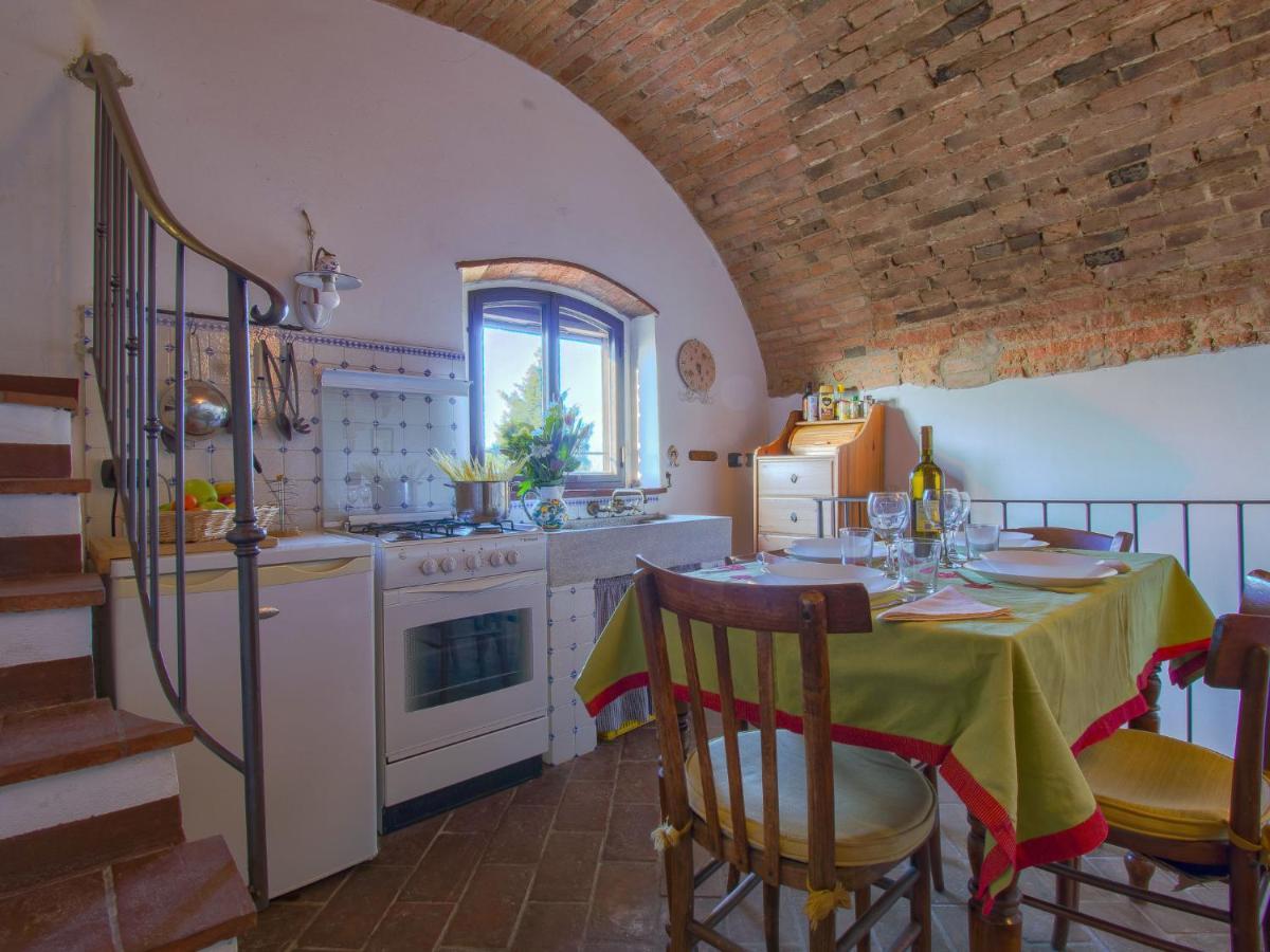 Holiday Home Torre Di Meo By Interhome Castelnuovo D'Elsa Bagian luar foto